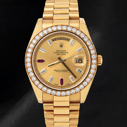 Rolex Day-Date II 218348 41 mm Orologio in Oro Giallo 18K Quadrante Champagne con Diamanti Baguette