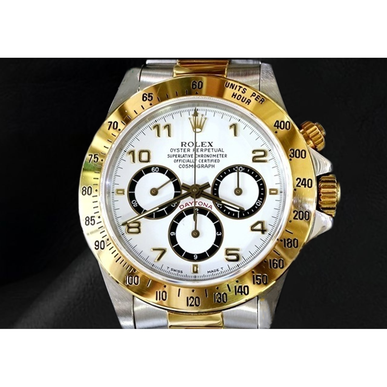 Orologio Rolex Daytona Cosmograph in Acciaio Inossidabile e Oro Giallo con Quadrante con Numeri Arabi
