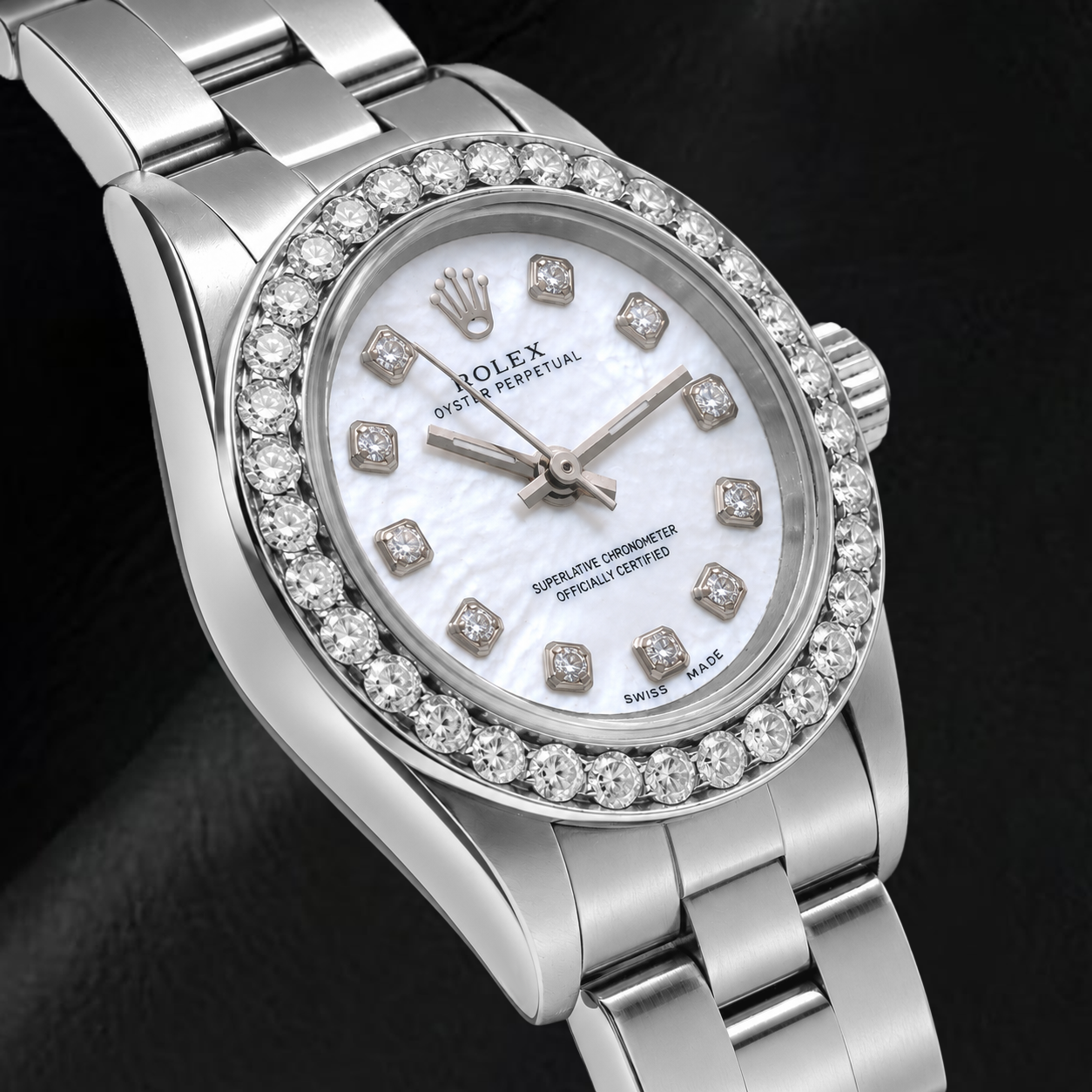 Rolex Oyster Perpetual 67193 26 mm Orologio in Acciaio Inossidabile con Quadrante con Diamanti in Madreperla Bianca