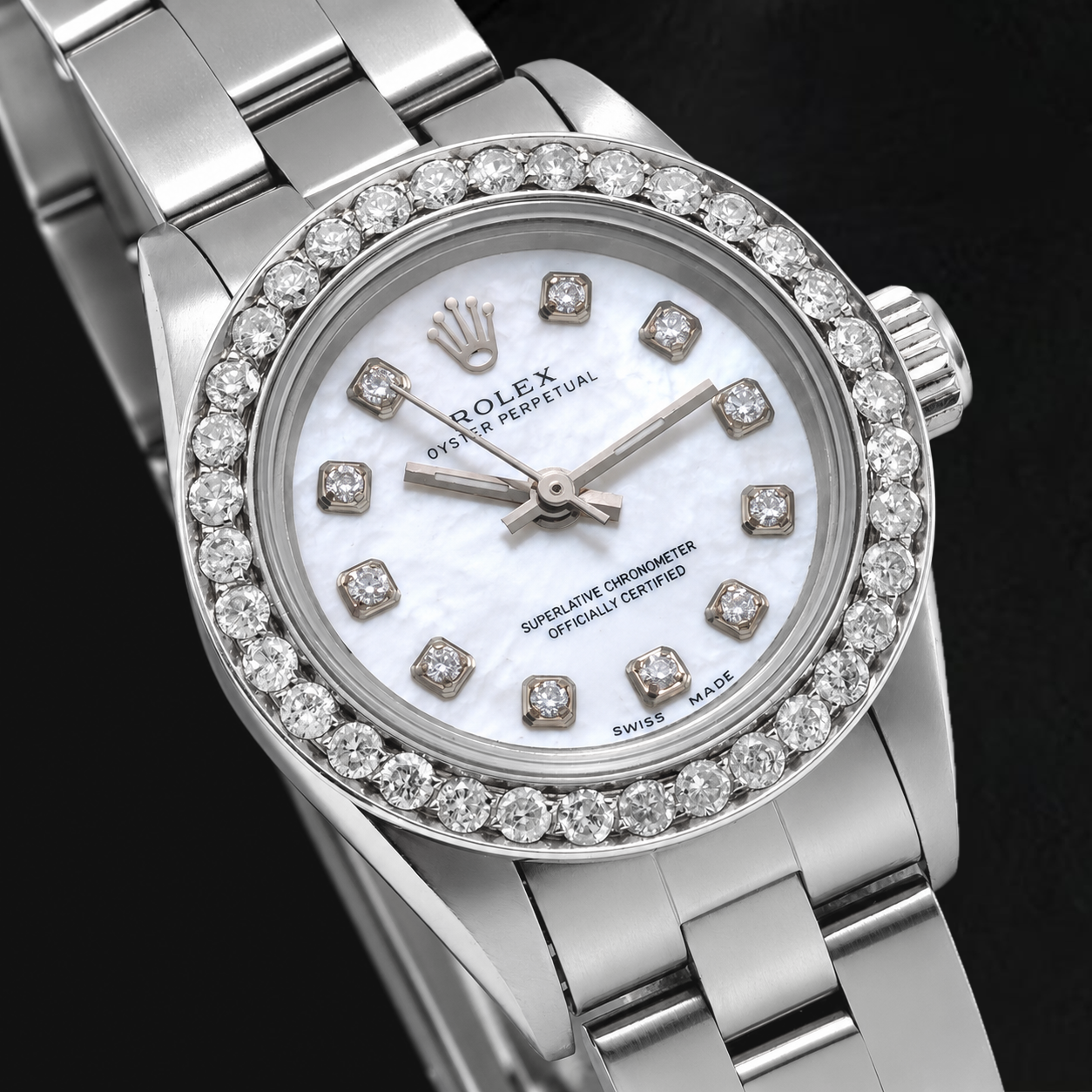Rolex Oyster Perpetual 67193 26 mm Orologio in Acciaio Inossidabile con Quadrante con Diamanti in Madreperla Bianca