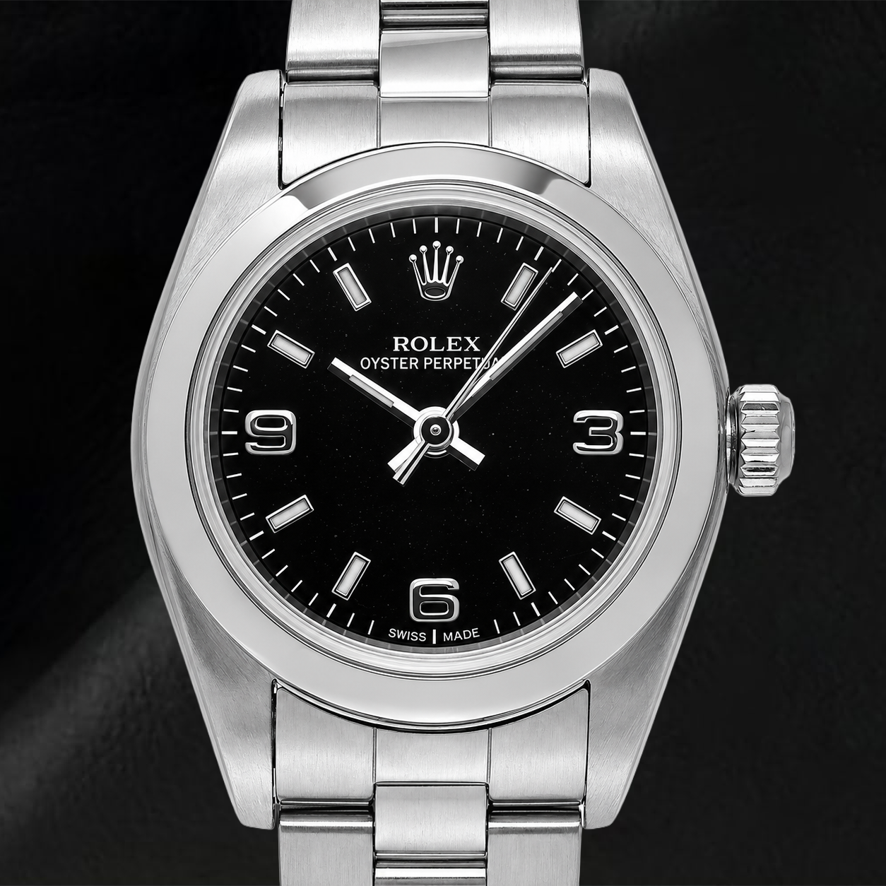 Orologio Rolex Oyster Perpetual 76094 26 mm Quadrante Nero con Numeri Arabi Bracciale Oyster in Acciaio Inossidabile
