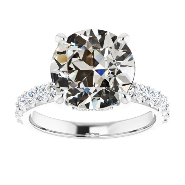Cuscino Antico Diamante anello in Oro 14 Carati Bianco – vista principale