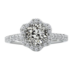 Elegante Anello Solitario con Accenti – Diamante Fine 1,50