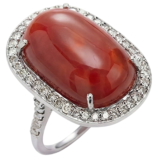 Set di 14 carati in corallo rosso ovale con anello rotondo con diamanti