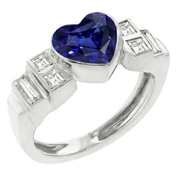 Set di castoni per anello con zaffiro blu a cuore con diamanti baguette da donna. 2.50 carati