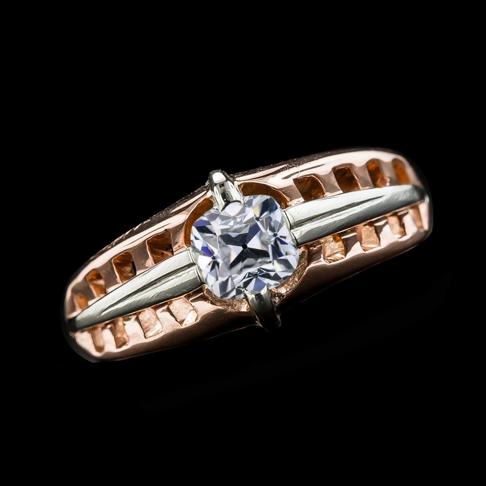 Two Tone Cushion Solitaire Old Mine Cut Genuino Diamond Ring 1.75 Carati