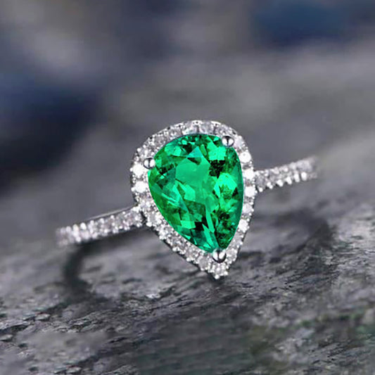 Verde Smeraldo Da 4.40 Carati Con Anello Di Diamanti In Oro Bianco Fine Lady Jewelry