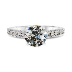 Senza tempo Brillante Anello Solitario con Accenti 3 carati