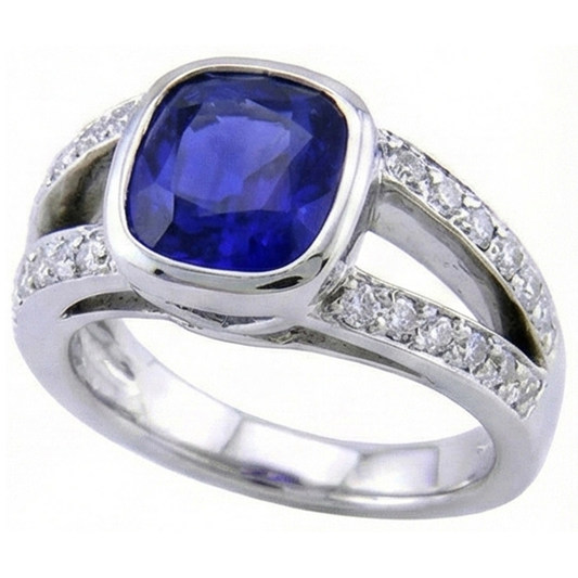 Zaffiro di Ceylon e anello di diamanti in oro bianco 14K 4,50 carati
