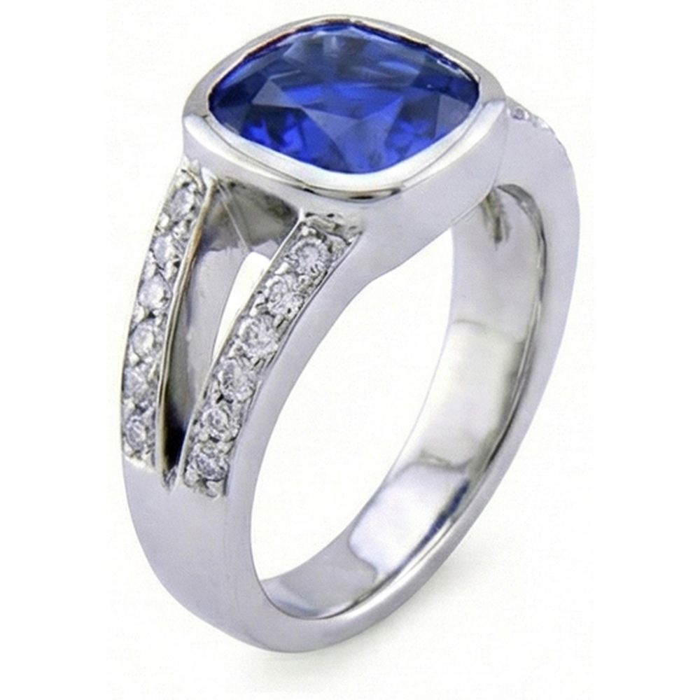Zaffiro di Ceylon e anello di diamanti in oro bianco 14K 4,50 carati