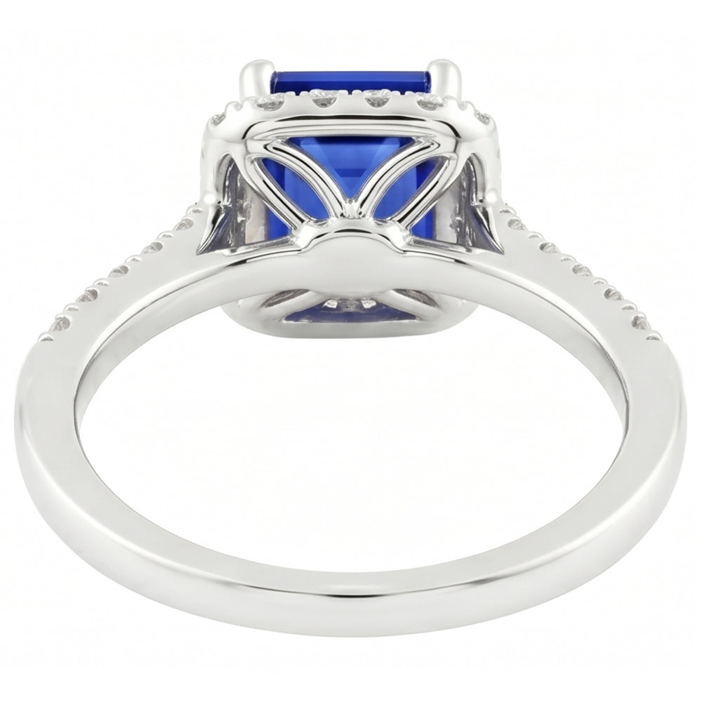 anello alone con zaffiro blu taglio smeraldo da 4,25 carati e diamante