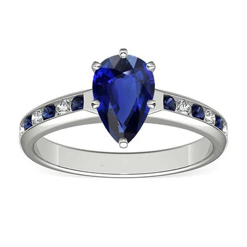 anello di fidanzamento con zaffiri blu 2 carati e diamanti Pear in oro bianco 14K