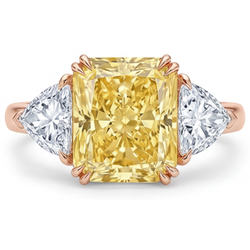 Diamante Canarino Anello Tre Pietre – Purezza VVS 4 carati Oro