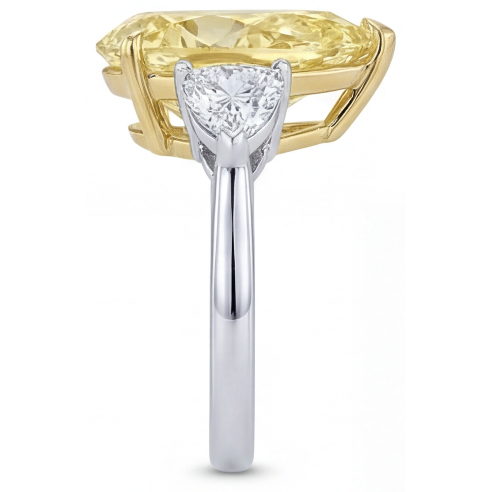 Diamante Canarino Anello Tre Pietre 5-carati Oro Bicolore 14K – vista dall'alto