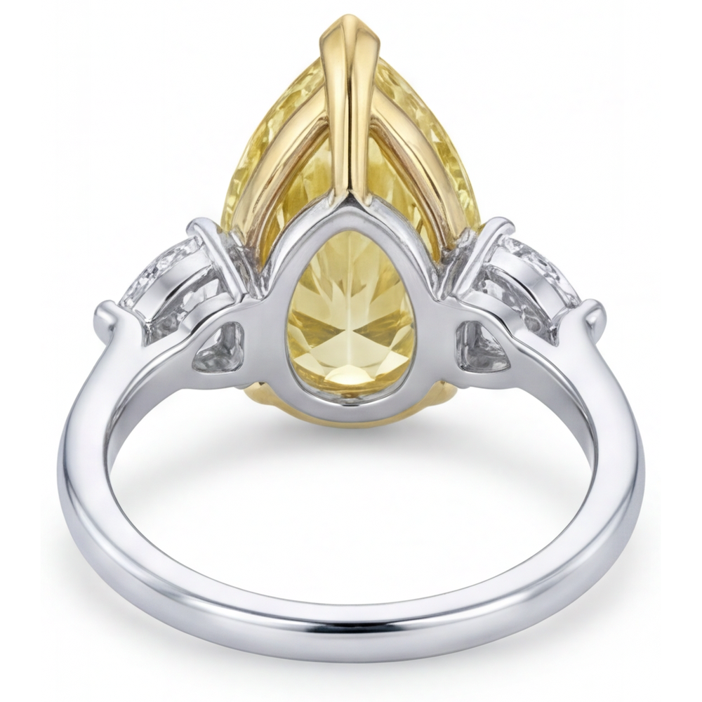 Diamante Canarino Goccia Anello Tre Pietre in Oro Bicolore 14K – vista posteriore