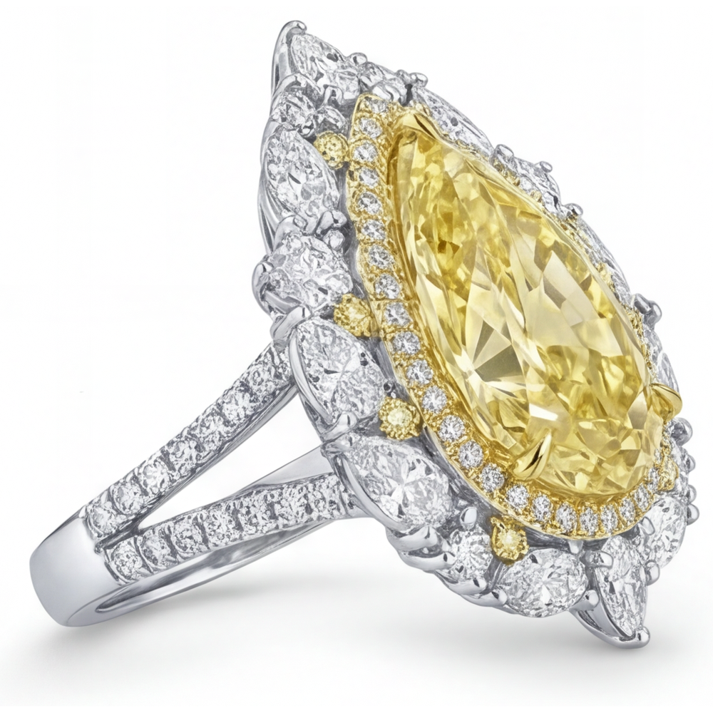 Diamante Giallo Canarino Goccia Anello con Pavé Halo in Oro Due Toni 14K – vista profilo