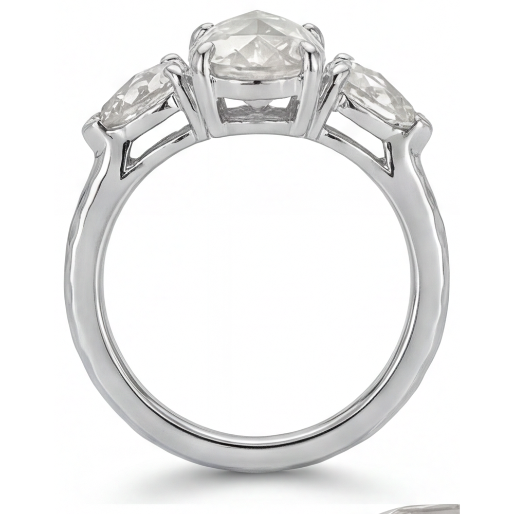 Diamante Trilogia 1,5 carati Oro Bianco 14K – vista profilo