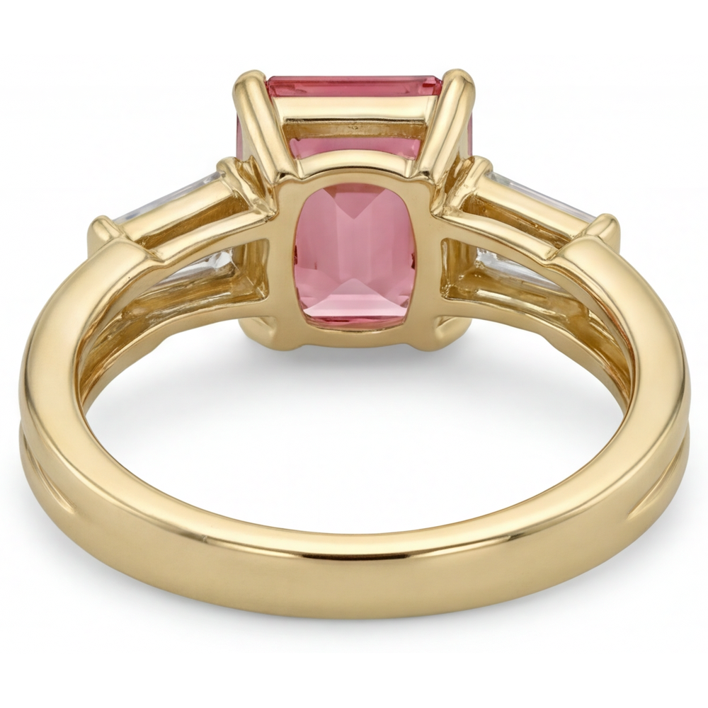 Anello a tre pietre in Oro Giallo 14K con zaffiro pesca Padparadscha autentico taglio smeraldo da 2,9 carati e baguette bianche