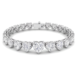 Bracciale Tennis con Diamanti a Cuore da Laboratorio da 9 Carati a Griffe in Oro Bianco 14K, 7 Pollici