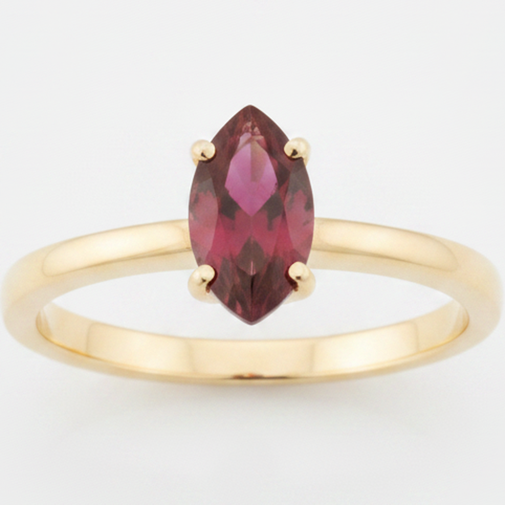 Anello Solitario in Oro 18 Carati con Rubino Birmano Naturale Taglio Marquise da 1,5 Carati