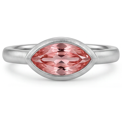 Anello Solitario Antico con Zaffiro Padparadscha da Laboratorio Taglio Marquise Lunetta 3,5 Carati in Oro Bianco 14K