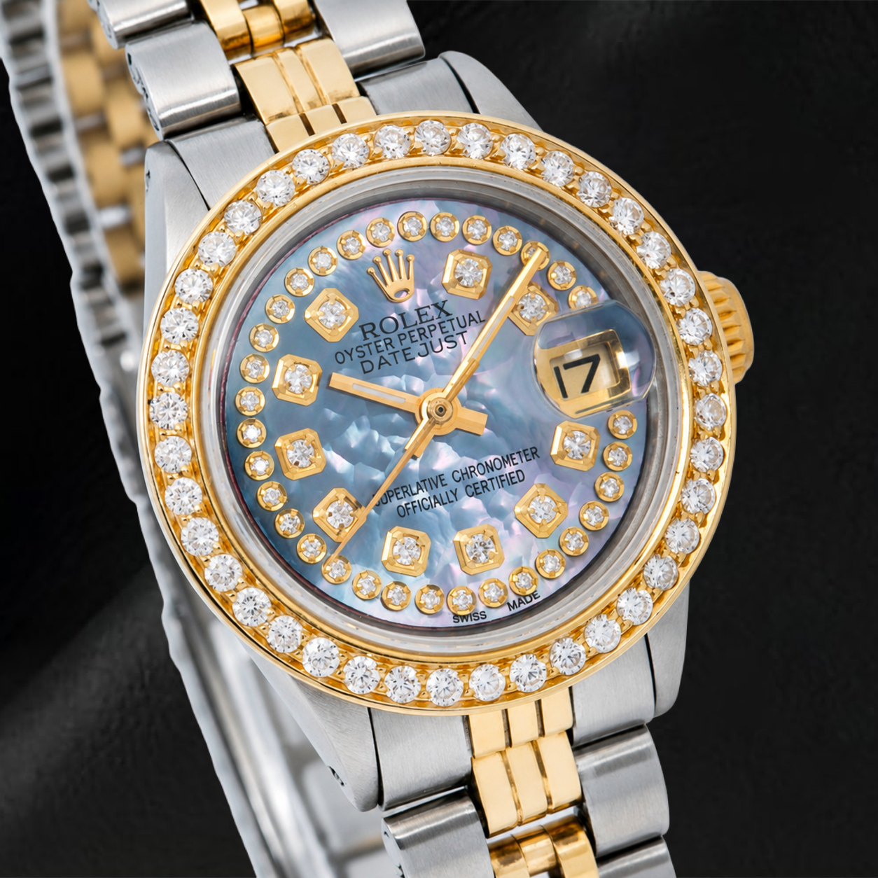 Orologio Rolex Datejust 26 mm Quadrante in Madreperla Blu con Diamanti a Filo Bicolore Bracciale Jubilee