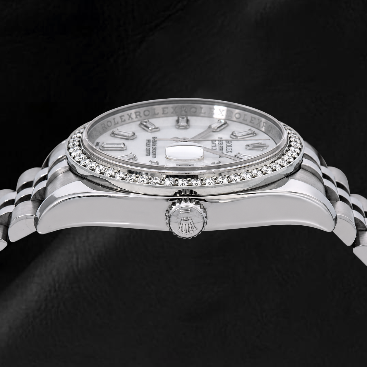 Orologio Rolex Datejust 36mm 116200 Quadrante in Madreperla Bianca con Diamanti Baguette Lunetta con Diamanti Bracciale Jubilee