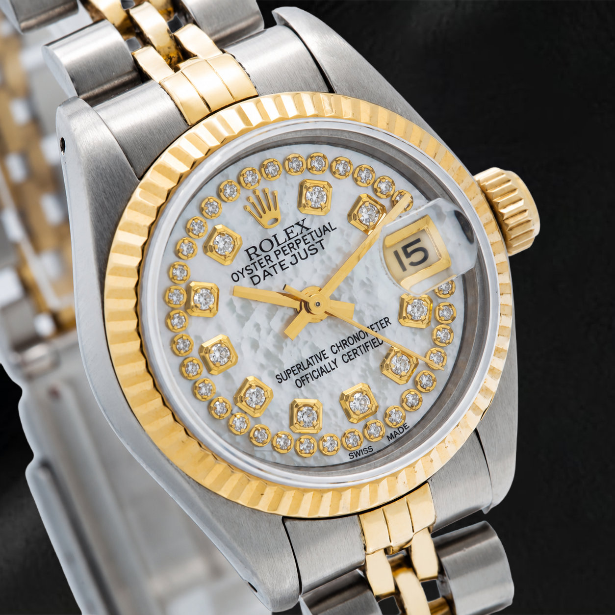 Orologio Rolex Datejust 69173 26 mm Quadrante in Madreperla Bianca con Diamanti a Filo Bicolore Bracciale Jubilee