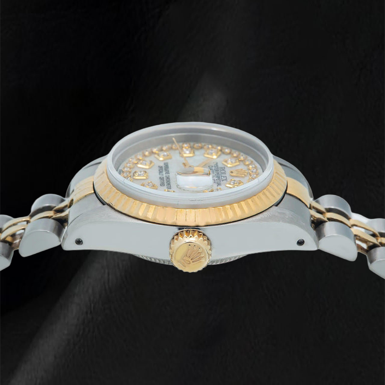 Orologio Rolex Datejust 69173 26 mm Quadrante in Madreperla Bianca con Diamanti a Filo Bicolore Bracciale Jubilee