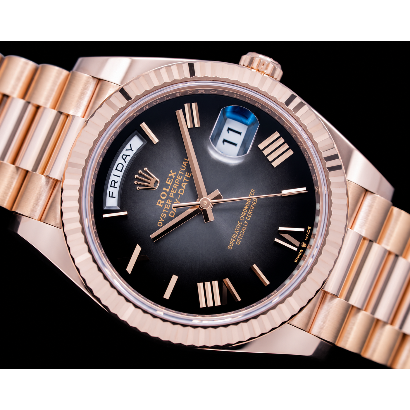 Orologio Rolex Day Date 228235 40 mm in Oro Rosa con Quadrante Nero e Numeri Romani