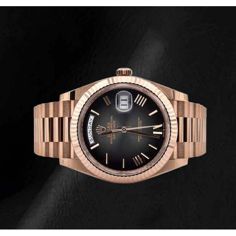 Orologio Rolex Day Date 228235 40 mm in Oro Rosa con Quadrante Nero e Numeri Romani