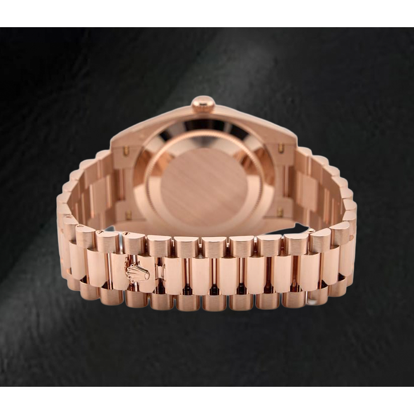 Orologio Rolex Day Date 228235 40 mm in Oro Rosa con Quadrante Nero e Numeri Romani