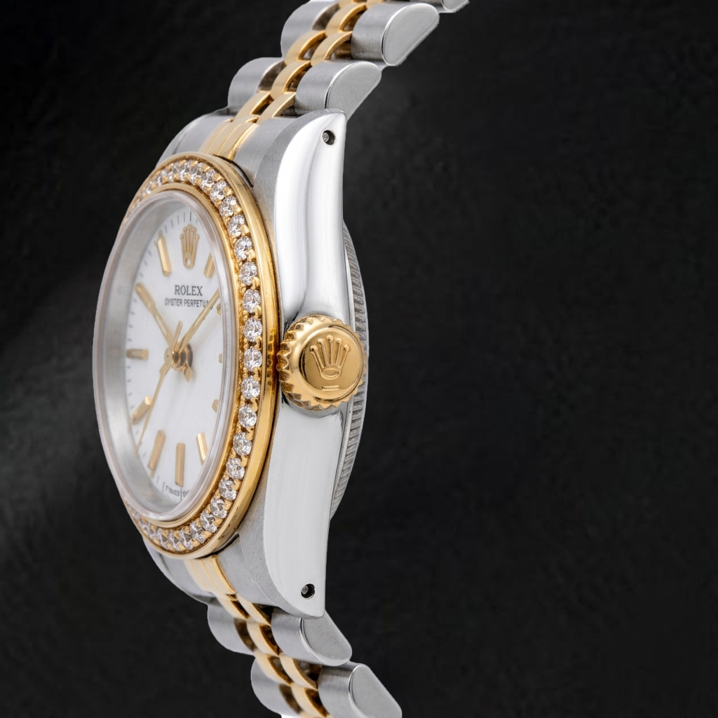 Orologio Rolex Oyster Perpetual 67193 26 mm Quadrante Bianco con Indici a Bastone Bicolore Bracciale Jubilee