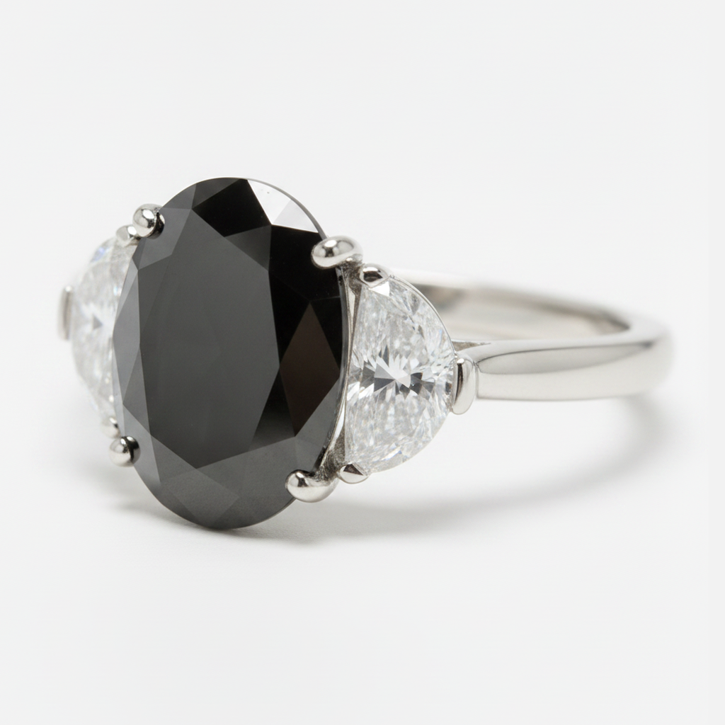 Anello Nuziale a Tre Pietre con Diamante Nero Autentico da 4,6 Carati Ovale e a Mezzaluna in Oro Bianco 14K