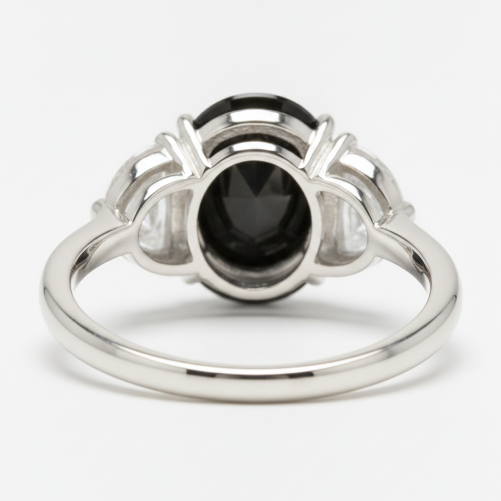 Anello Nuziale a Tre Pietre con Diamante Nero Autentico da 4,6 Carati Ovale e a Mezzaluna in Oro Bianco 14K
