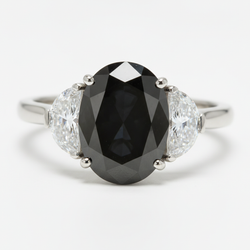 Anello Nuziale a Tre Pietre con Diamante Nero Autentico da 4,6 Carati Ovale e a Mezzaluna in Oro Bianco 14K