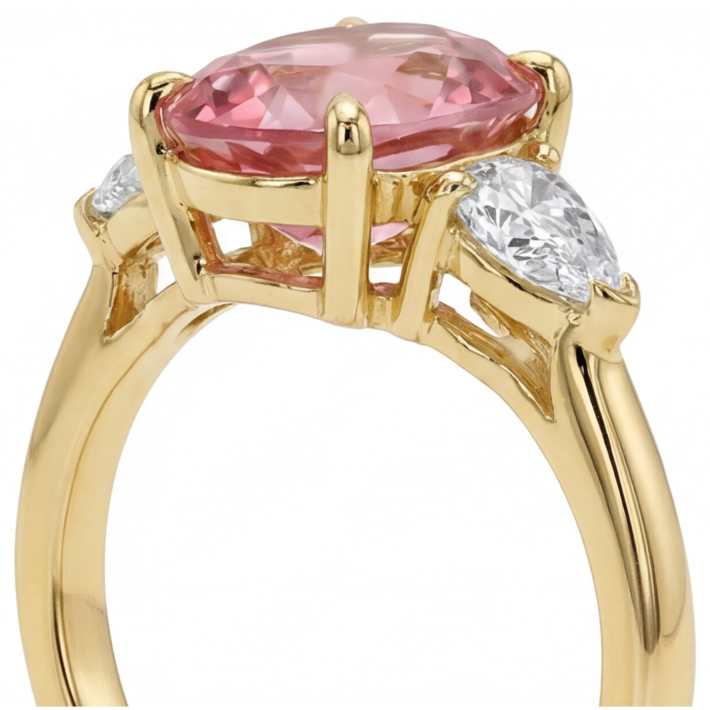 Anello a Tre Pietre in Oro Giallo 14K con Zaffiro Padparadscha Ovale Autentico Color Pesca da 2,9 Carati