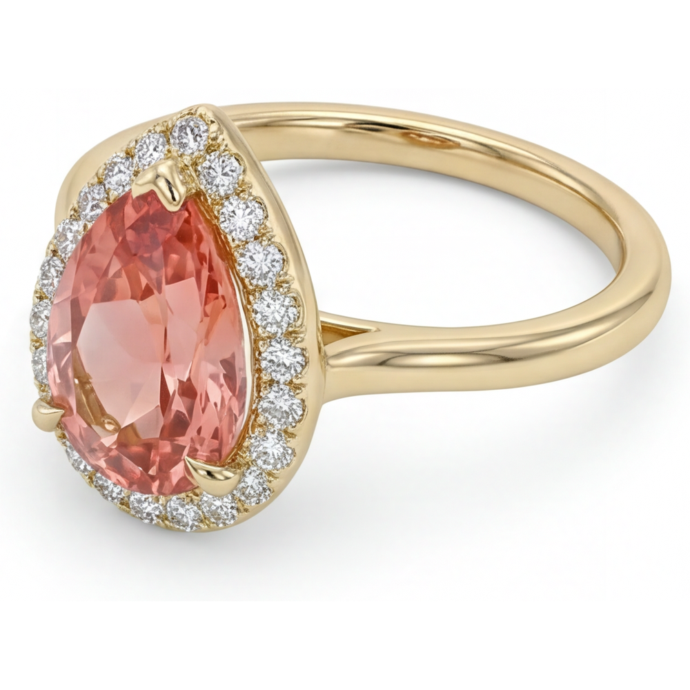 Anello Halo con Zaffiro Padparadscha Rosa Naturale Taglio a Goccia da 2,8 Carati Gambo Liscio in Oro Giallo 14K