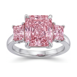Anello di anniversario con diamante rosa taglio radiant da 4,9 carati
