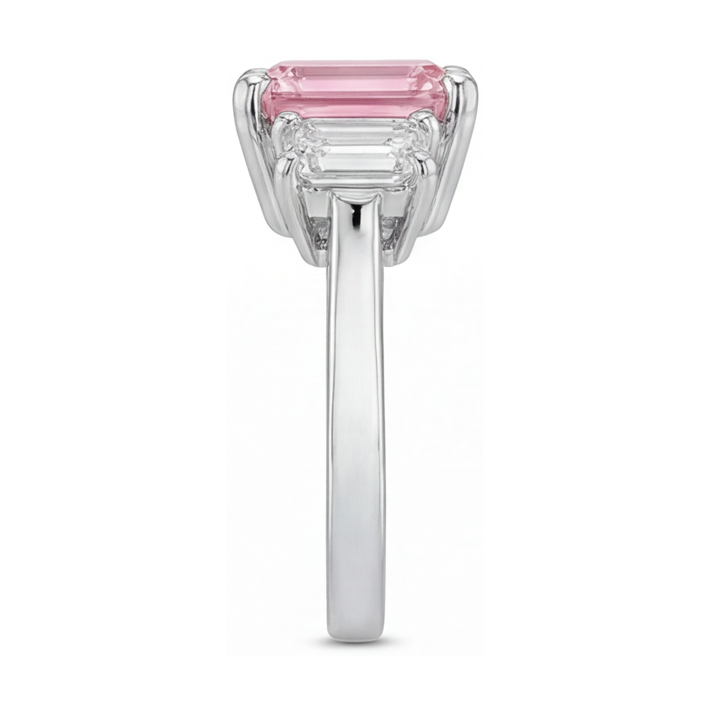 Anello con diamante rosa taglio smeraldo da 3,4 carati