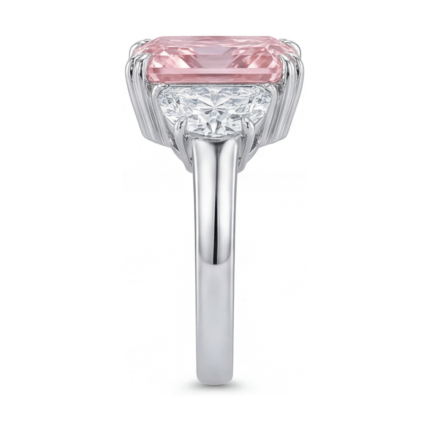 Anello con diamante rosa taglio radiant da 4,5 carati