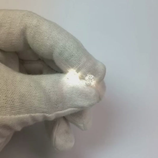 Orecchino a bottone in oro bianco 14 carati con diamante rotondo da 1,40 ct