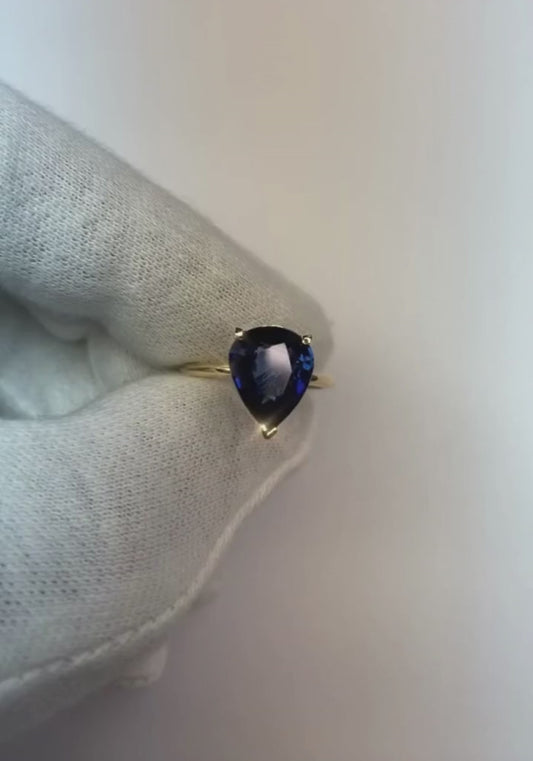 Anello solitario con zaffiro di Ceylon a goccia stile pera 3.50 carati