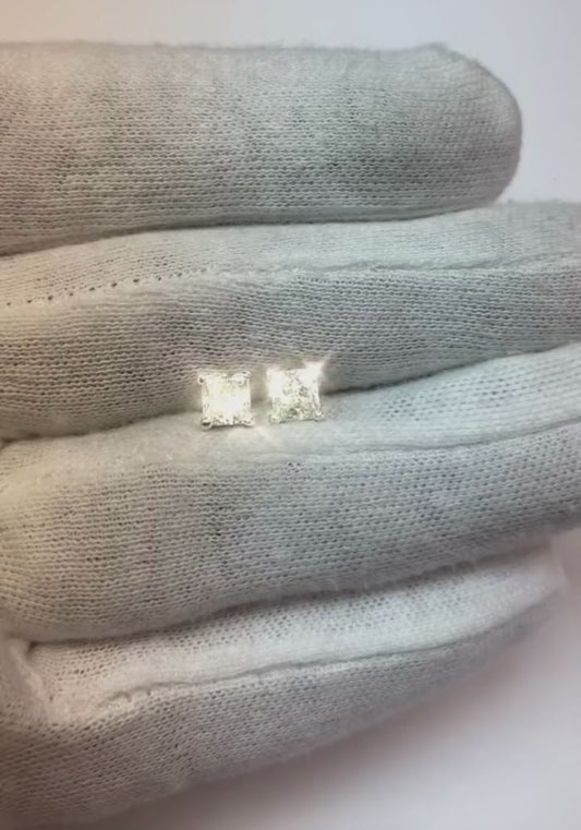 Orecchino a bottone in oro bianco 14K con diamante solitario principessa da 1,70 ct