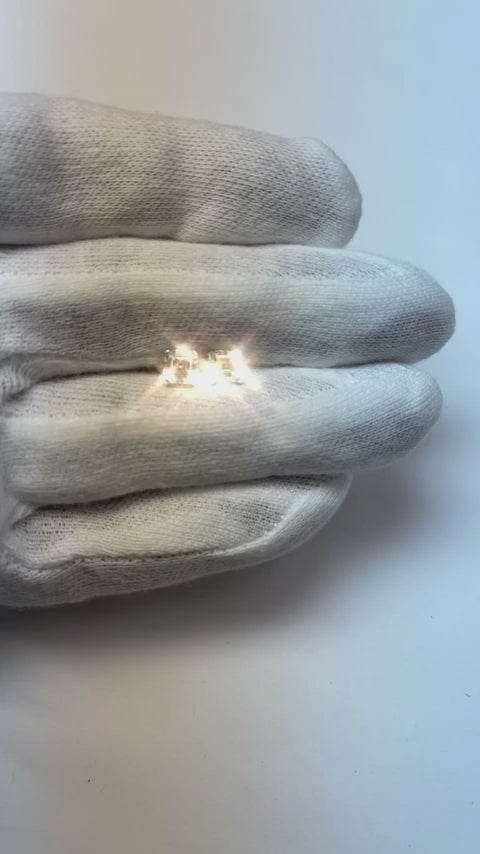 Orecchino A Bottone In Oro Bianco Con Naturale Diamante Naturale Autentico ( non creato in laboratorio ) Taglio Asscher Da 2 Ct