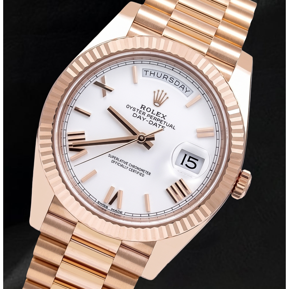 Rolex Day-Date 228235 40 mm Orologio in Oro Rosa con Quadrante Bianco e Numeri Romani