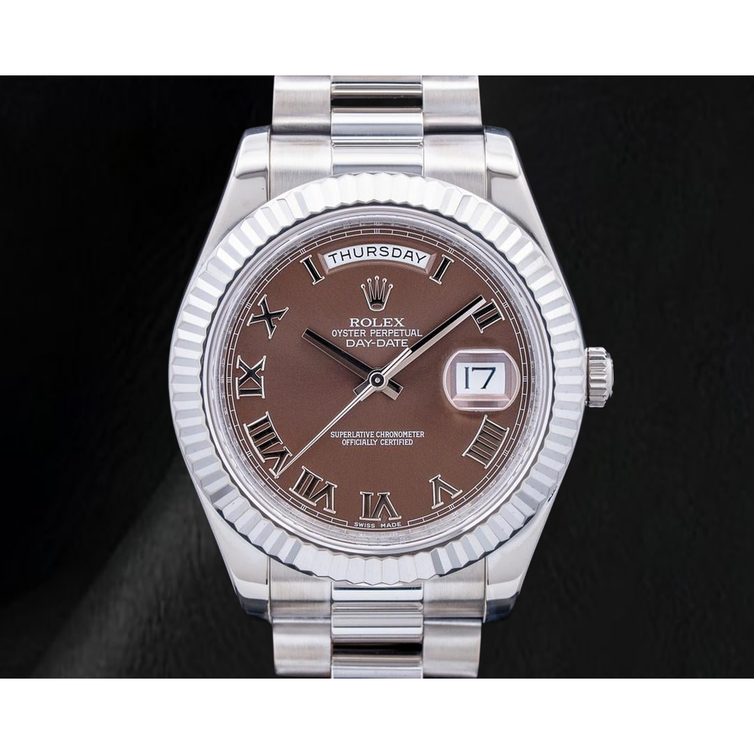 Rolex Day-Date II 41 mm 218239 Quadrante Cioccolato con Numeri Romani in Oro Bianco 18 Carati Bracciale President