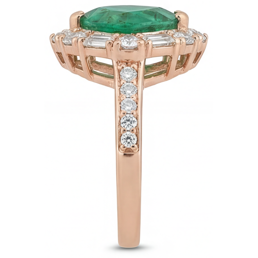 Anello di Fidanzamento Halo Oro Rosa 14K con Smeraldo Colombiano – vista profilo