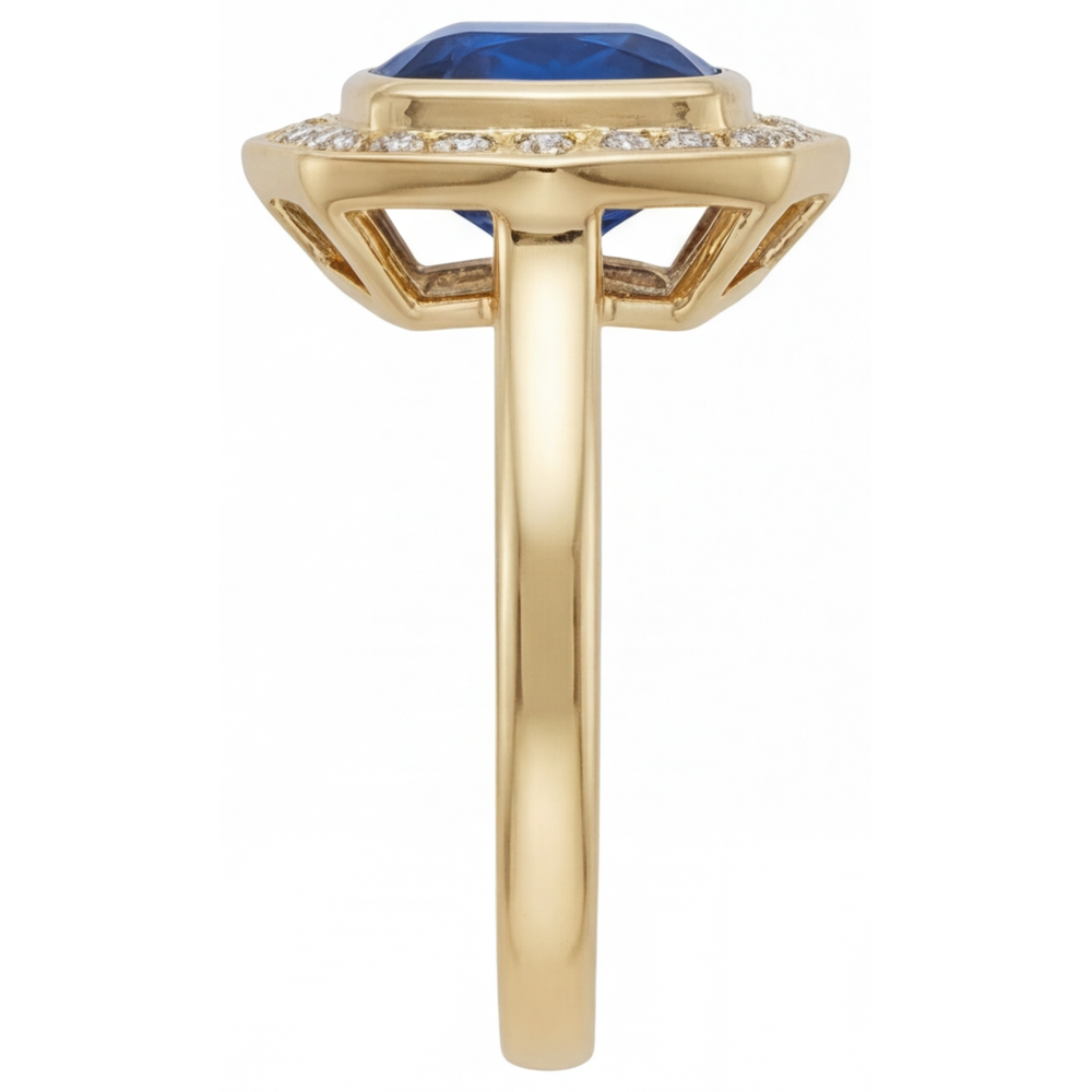 Zaffiro Blu Reale Anello con Gemma 5,75 carati Oro Giallo 14K – vista angolare