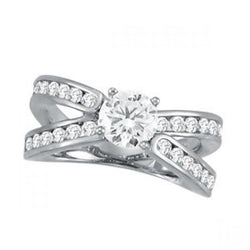 2 carati diamante solitario in oro bianco con accenti anello di fidanzamento